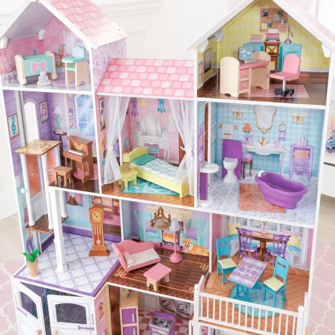 Country Estate Dollhouse