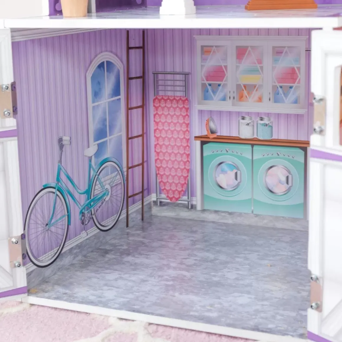 Country Estate Dollhouse