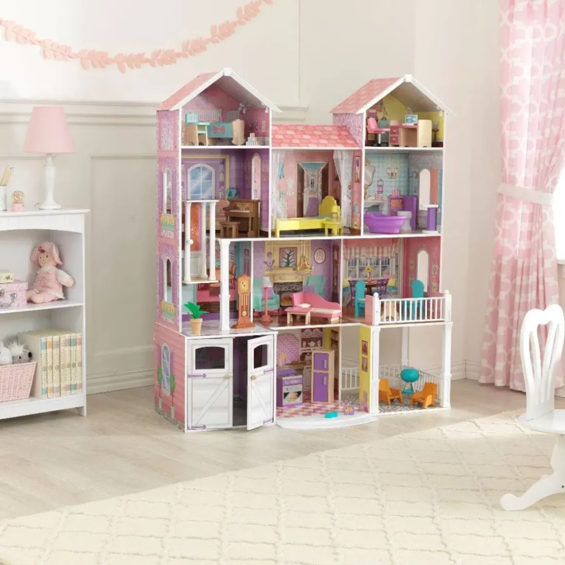 Country Estate Dollhouse
