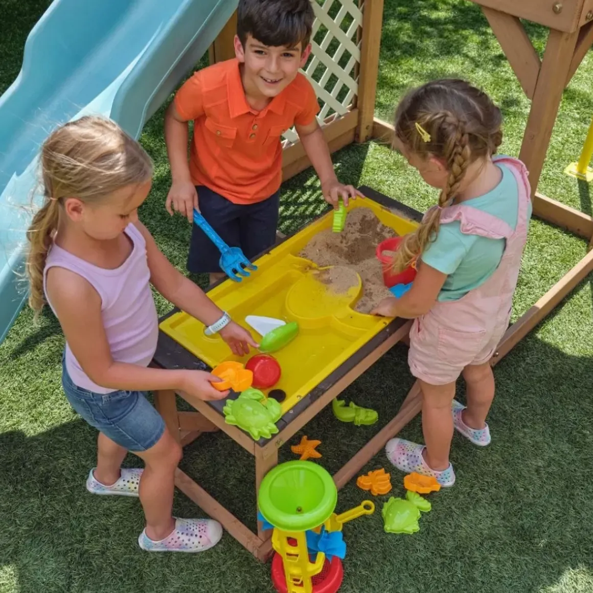 Creative Cove Swing Set / Playset