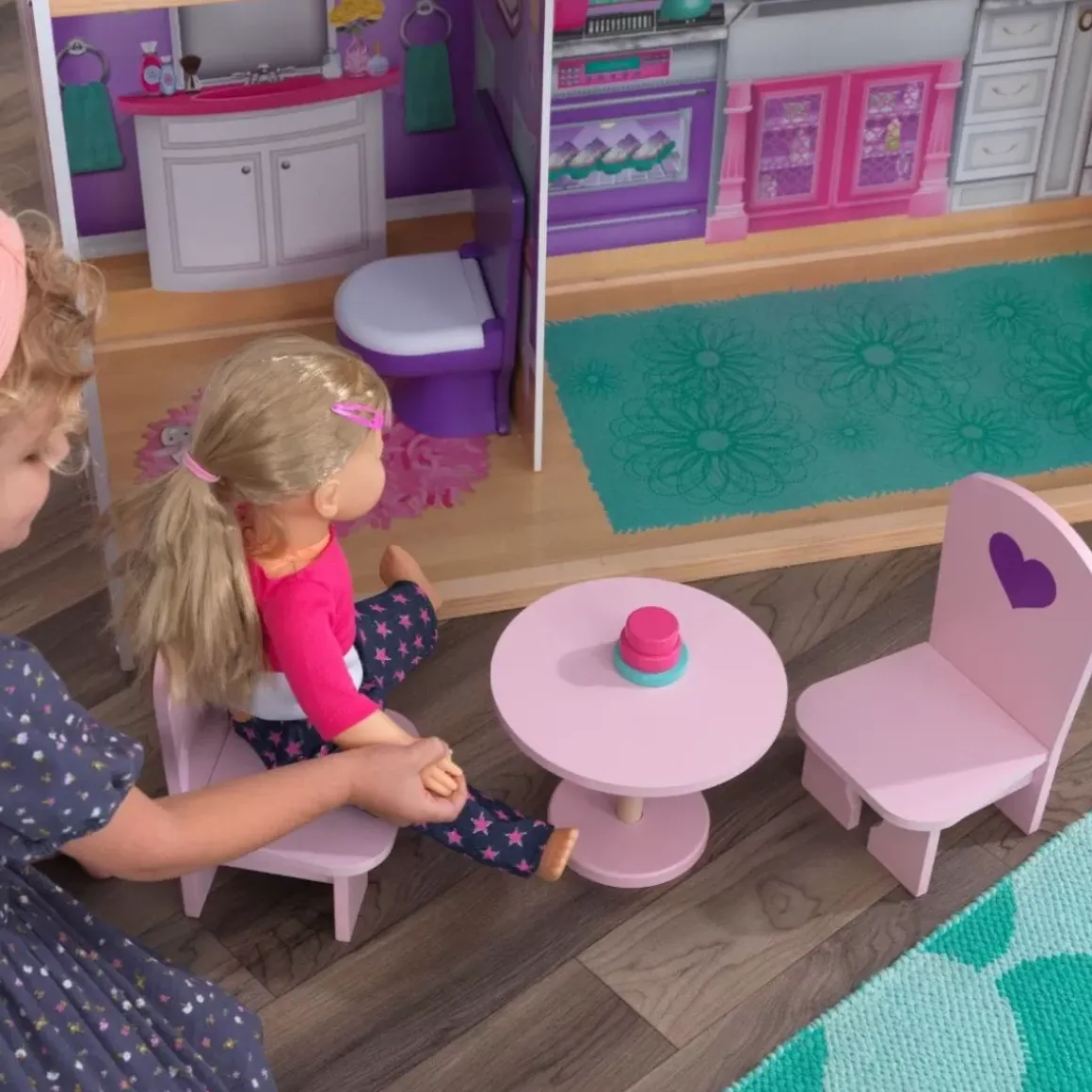 18-Inch Dollhouse Doll Manor