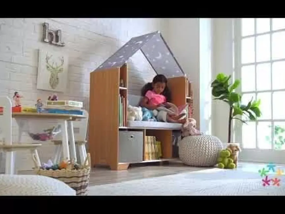 Little Dreamer Deluxe Reading Nook