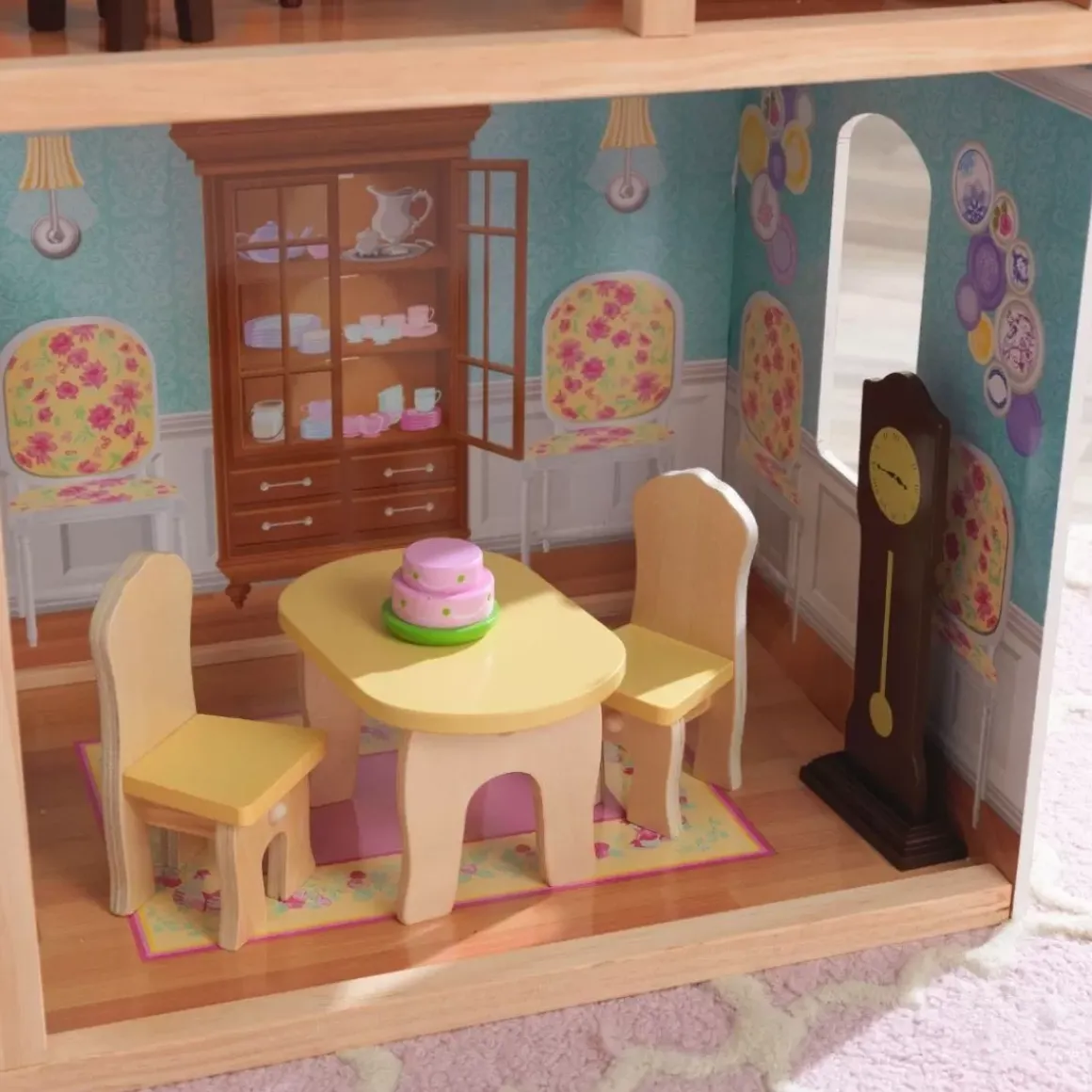 Majestic Mansion Dollhouse