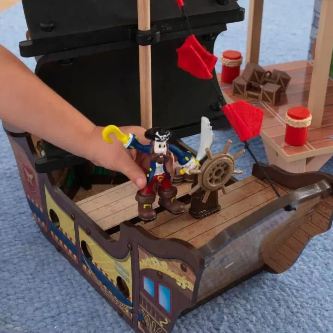 Pirate's Cove Play Set