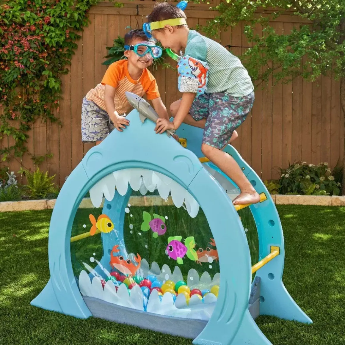 Shark Escape Climber